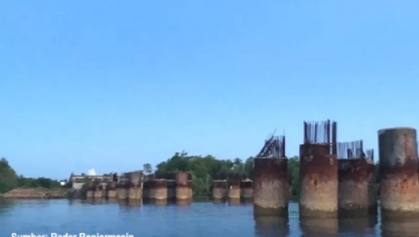 pembangunan jembatan ke kotabaru